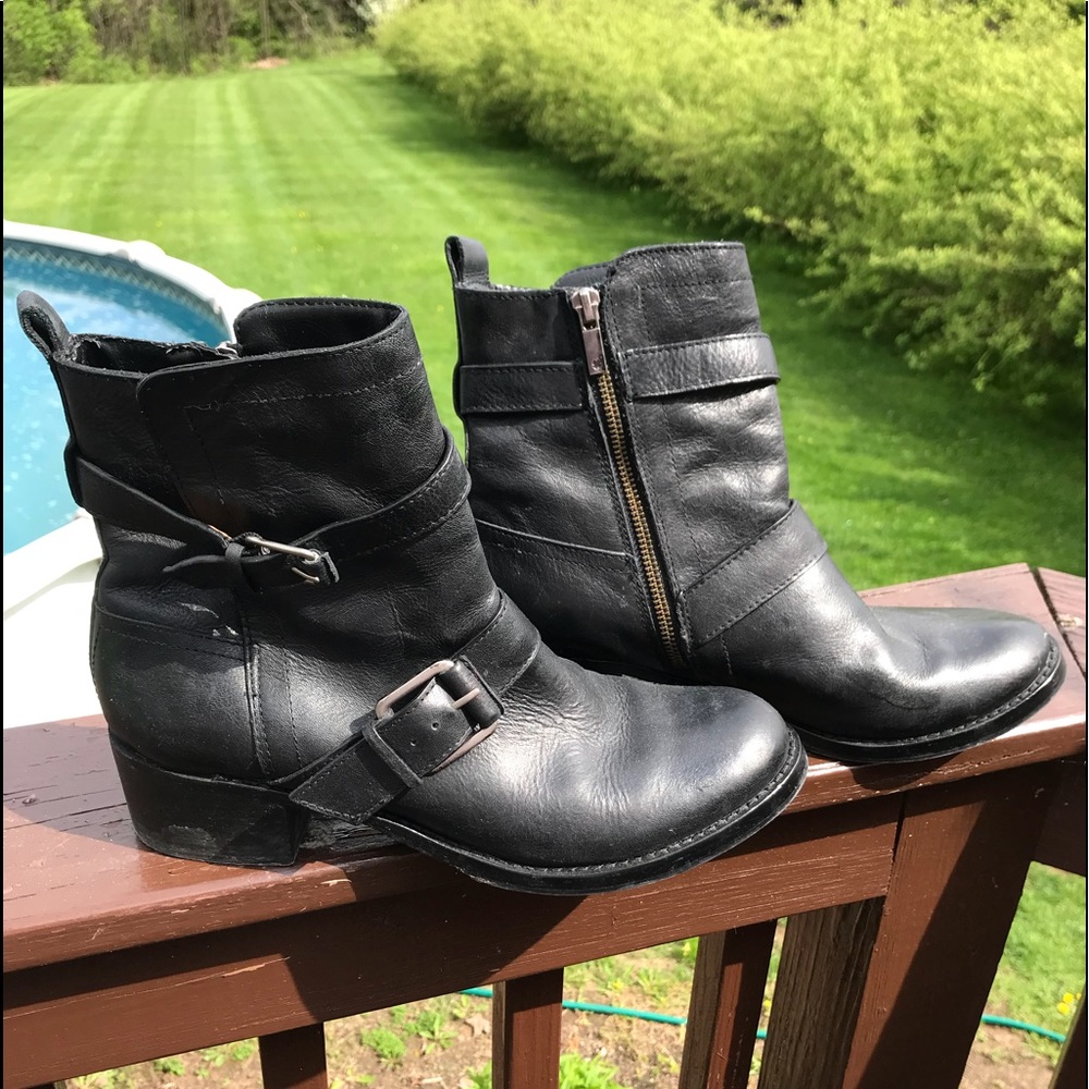Womens Boots